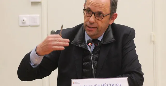 photo  antoine d’amécourt, ici en conseil communautaire du pays sabolien, en décembre 2024.  &copy;  archives ouest-france 