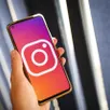 photo sur instagram, des influenceurs qui comptent des centaines de milliers d’abonnés sont sollicités par les grandes marques pour faire de la publicité.