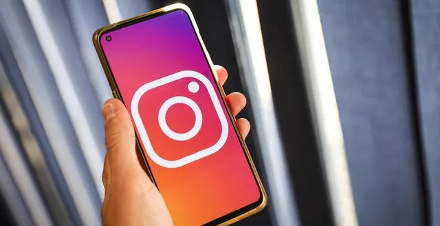 photo  sur instagram, des influenceurs qui comptent des centaines de milliers d’abonnés sont sollicités par les grandes marques pour faire de la publicité.  &copy;  charles bury / ouest-france 