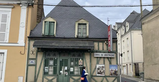 photo  le café de bretagne, dans la rue montoise, au mans, est ouvert depuis 1913. le couple de gérants, nicole et michel galisson, l’a fermé au cours de l’hiver 2026 en raison de problèmes de santé.  &copy;  ouest-france 