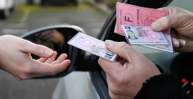 photo  on ne peut pas vous enlever plus de huit points d’un seul coup, neuf en cas de conduite après usage de stupéfiants.  &copy;  archives le courrier de l’ouest - laurent combet 