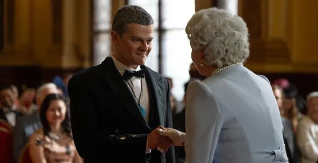 photo  la scène d’ouverture est... royale  &copy;  tandem 