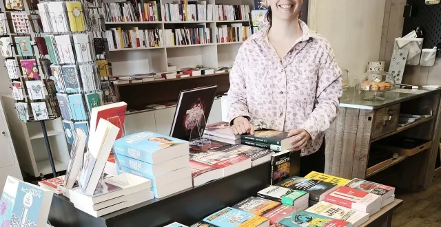 photo  claire verger, la nouvelle libraire de saint-mathurin-sur loire.  &copy;  ouest-france 