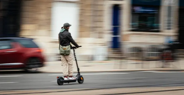 photo  une trottinette a percuté un piéton à argentan, mercredi 1er avril 2026.  &copy;  photo d’illustration / archives ouest-france 
