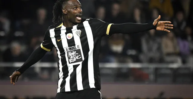 photo  l’attaquant d’angers sco goduine koyalipou.  &copy;  marc ollivier/ouest-france 