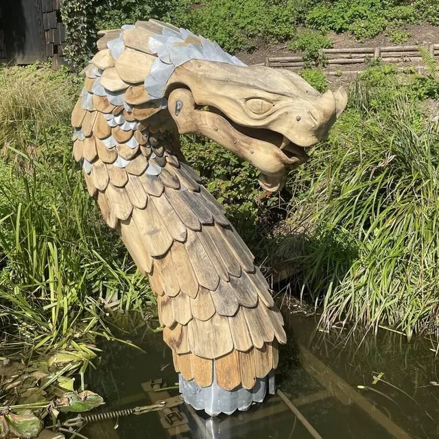 photo la sculpture du serpent dragon jormungand, imaginée par la compagnie nantaise la machine.  ©  ouest-france