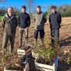 photo cédric belliot et nathan, techniciens forestiers, avec deux stagiaires enzo et Émilien ont planté près de huit cents plants de deux ans à la terriotière, à louplande (sarthe).