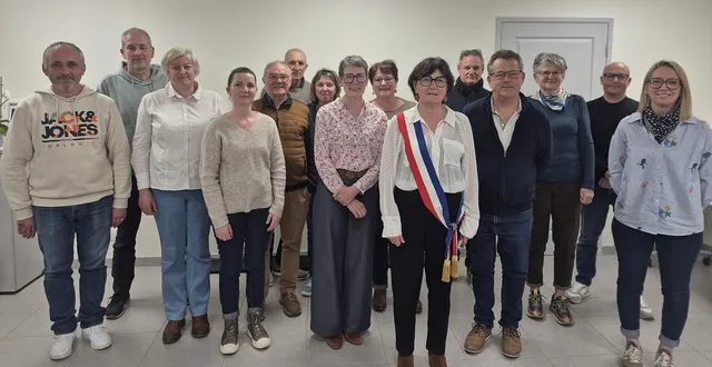 photo  brigitte têtu-édin, tête de l’unique liste aux élections municipales à vion, a été réélue lors du conseil d’installation, vendredi 20 mars 2026.  &copy;  mairie de vion 