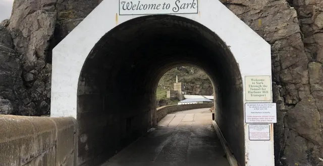 photo  pour accéder à la très pittoresque île de sercq, comme pour toutes celles du bailliage de guernesey, il faudra aux touristes français s’acquitter d’une taxe de 24 € à compter du 23 avril 2026.  &copy;  ouest-france 