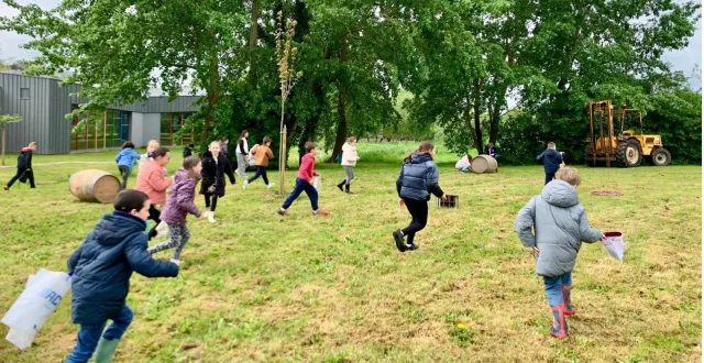 photo  la joie de s’élancer pour aller dénicher les œufs.  &copy;  co 