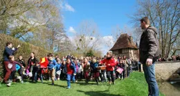 Info insolite  les châteaux du territoire de lisieux jouent le jeu pour pâques, et organisent plusieurs chasses aux œufs. 