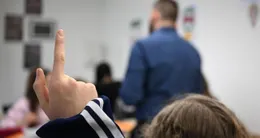 Info insolite  le métier d’enseignant relève-t-il aujourd’hui de la mission impossible ? 